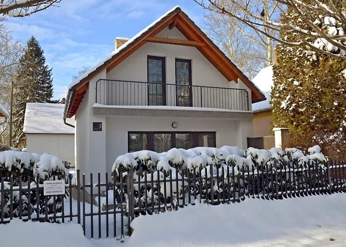 Fanni Vendeghaz Dombóvár